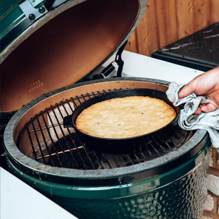 Cast Iron Skillet - Big Green Egg