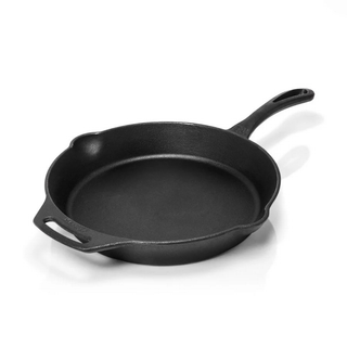 Cast Iron Fire Skillet with Handle - Petromax