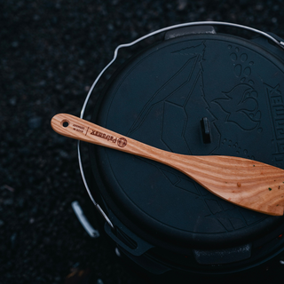 Essential Line Cast Iron Dutch Oven - Petromax