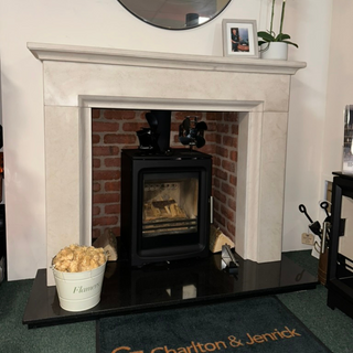 Ex-Display Purevision PV5 Complete Multifuel Fireplace Suite