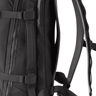 YETI® Crossroads® 27L Backpack